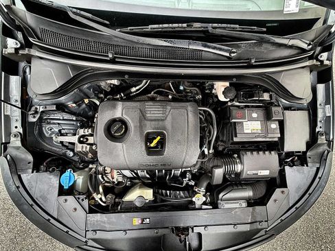 Used 2019 Hyundai Elantra Value Edition w/ Cargo Package FWD image 17