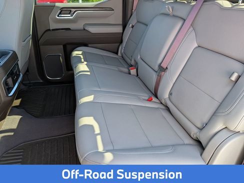 Used 2024 Chevrolet Silverado 1500 LTZ w/ LTZ Convenience Package II AWD/4WD image 28