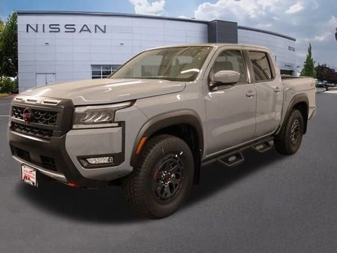 New 2026 Nissan Frontier PRO-4X w/ Pro-4x Convenience Package image 5