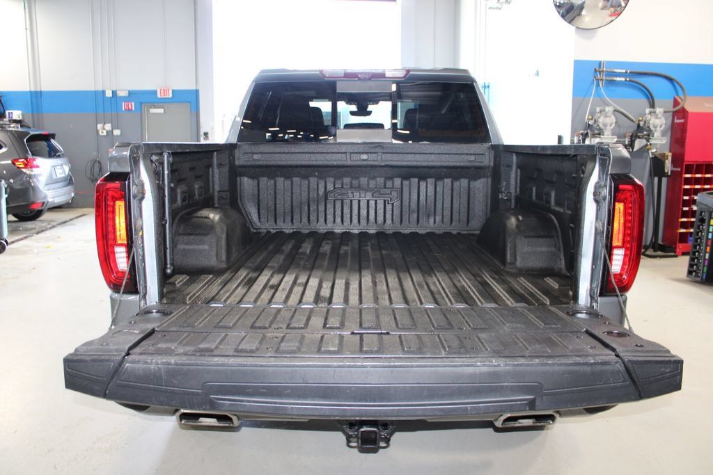 Used 2022 GMC Sierra 1500 AT4 w/ Technology Package AWD/4WD image 31