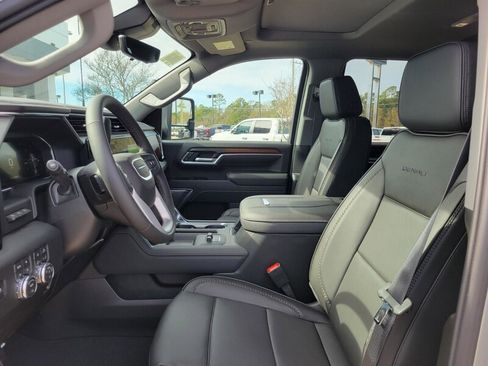 New 2026 GMC Sierra 3500 Denali w/ Denali Reserve Package image 11