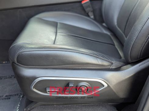 Used 2024 Jeep Wagoneer Series II w/ Flexible Seating Group RWD image 30