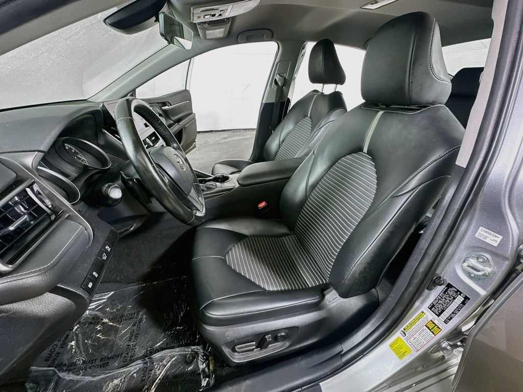 Used 2023 Toyota Camry SE FWD image 17