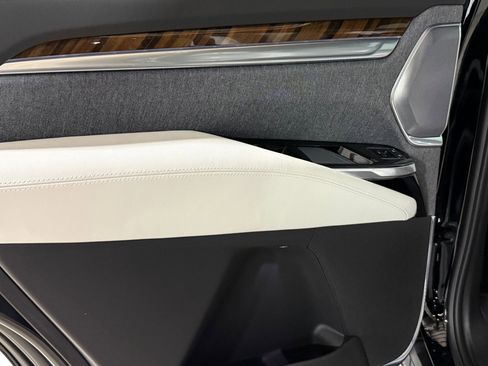 New 2026 Cadillac Escalade Platinum Sport AWD/4WD image 47