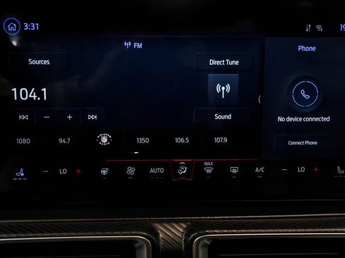 Used 2024 Ford Mustang Premium RWD image 31