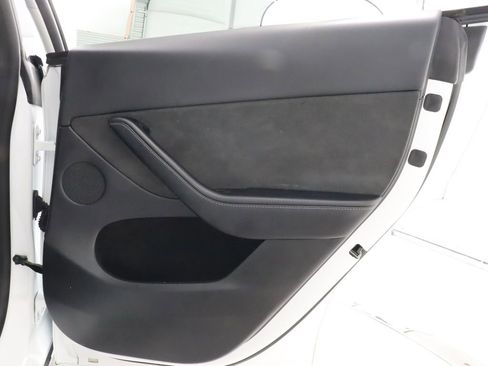 Used 2023 Tesla Model Y Long Range AWD/4WD image 38