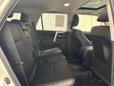 Used 2020 Toyota 4Runner Limited AWD/4WD image 51