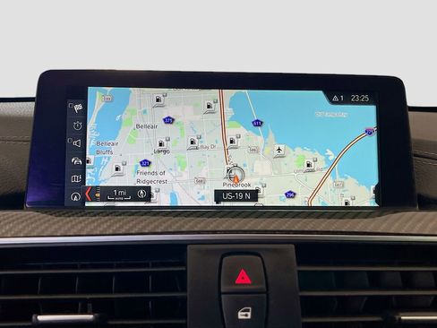 Used 2018 BMW M4 Base image 13