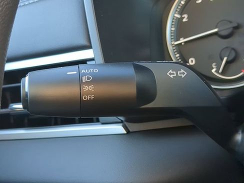 New 2026 Mitsubishi Outlander ES FWD image 28