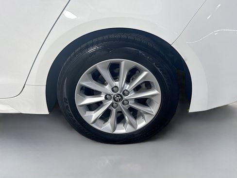 Used 2022 Toyota Corolla XLE FWD image 37