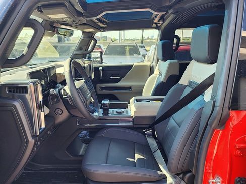 New 2026 GMC Hummer EV 4x4 Crew Cab image 18