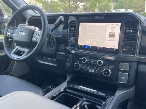 New 2026 Ford F350 Lariat AWD/4WD image 3