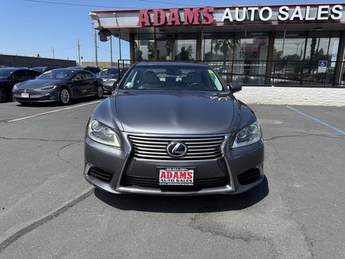 Used 2014 Lexus LS 460 w/ Comfort Package RWD image 8