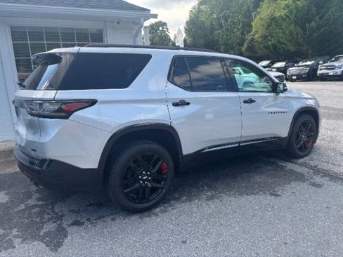 Used 2018 Chevrolet Traverse Premier w/ Redline Edition image 6