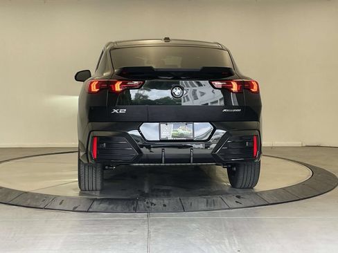Used 2026 BMW X2 xDrive28i w/ Technology Package AWD/4WD image 5