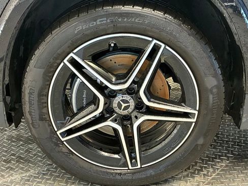 Certified 2025 Mercedes-Benz GLA 250 4MATIC image 38