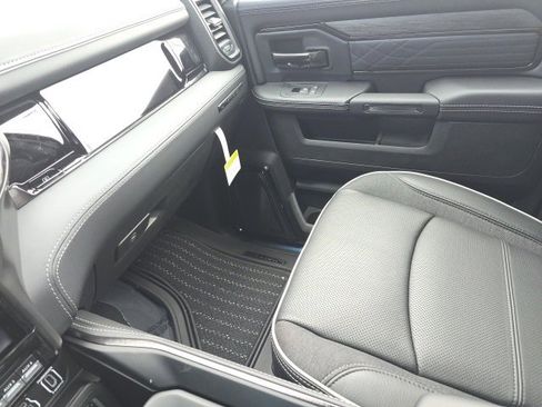 New 2026 RAM 2500 Limited image 26