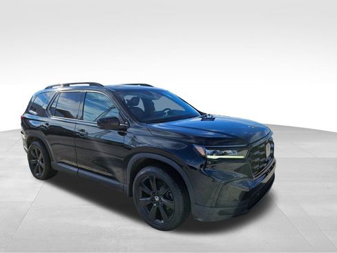 Used 2023 Honda Pilot Elite image 3