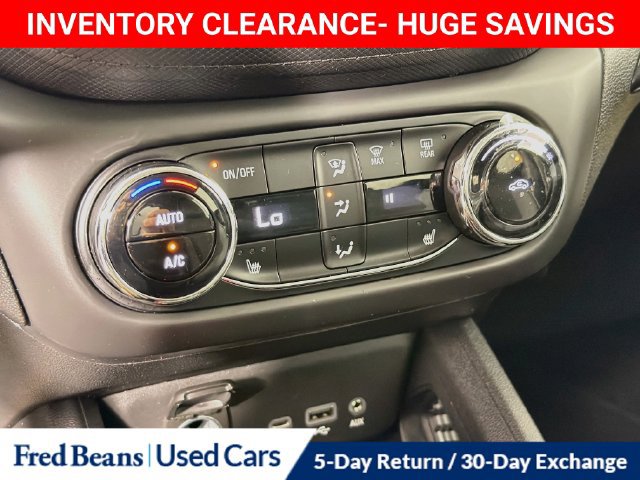 Used 2023 Chevrolet TrailBlazer LT w/ Convenience Package FWD image 21