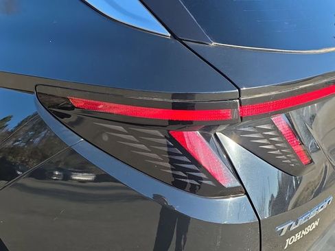 Used 2023 Hyundai Tucson Limited image 47