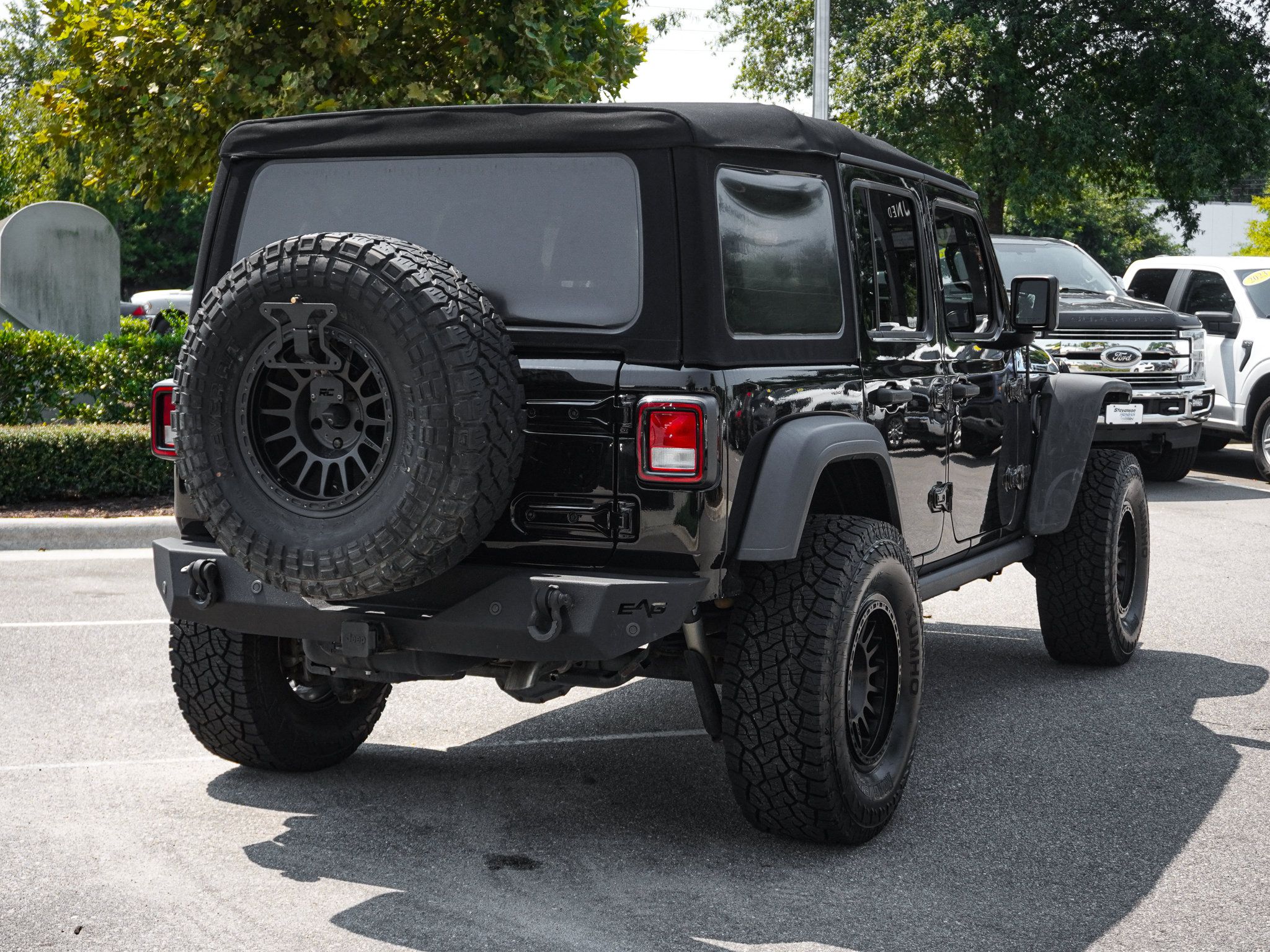 Used 2021 Jeep Wrangler Unlimited Sport AWD/4WD image 12