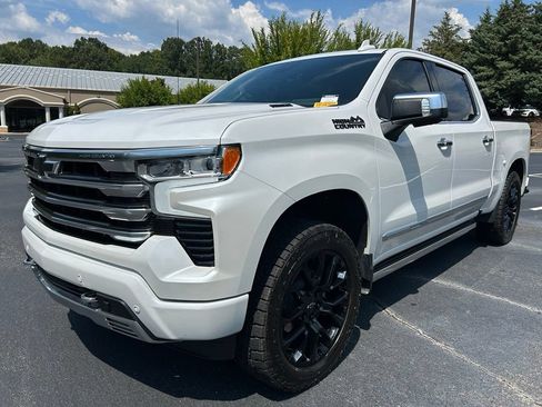 Used 2025 Chevrolet Silverado 1500 High Country AWD/4WD image 66