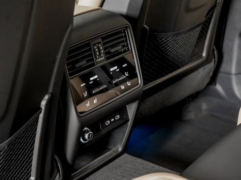 New 2026 Porsche Cayenne Coupe AWD/4WD image 24