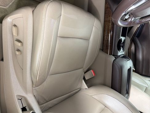 Used 2017 Chevrolet Tahoe LT AWD/4WD image 11