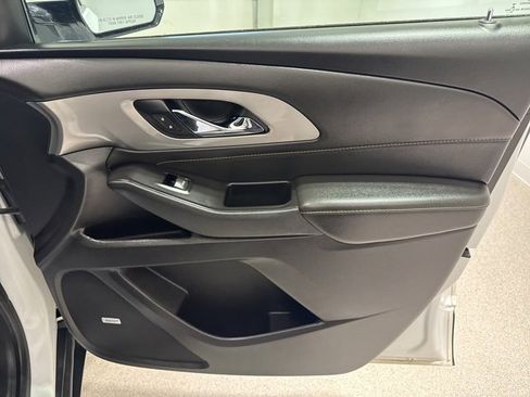 Used 2019 Chevrolet Traverse RS image 15