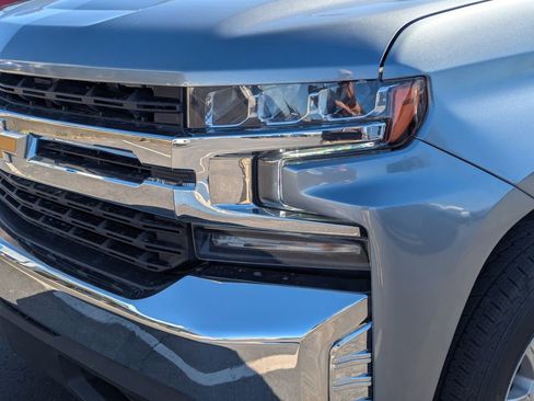 Used 2022 Chevrolet Silverado 1500 LT RWD image 13