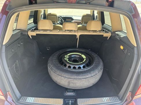 Used 2010 Mercedes-Benz GLK 350 4MATIC image 5
