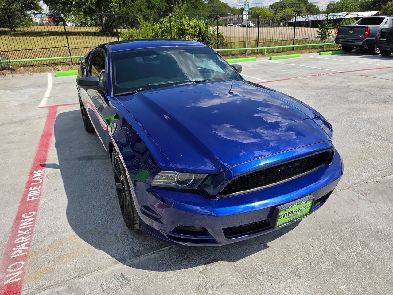 Used 2013 Ford Mustang Coupe RWD image 5
