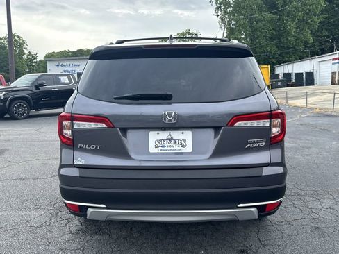 Used 2020 Honda Pilot Touring image 6