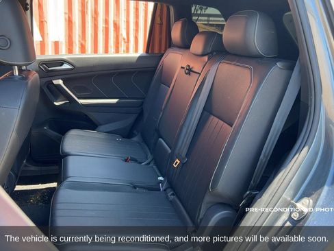 Used 2023 Volkswagen Tiguan SE R-Line FWD image 12