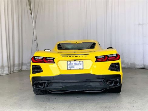 Used 2025 Chevrolet Corvette Stingray Coupe w/ 1LT RWD image 4