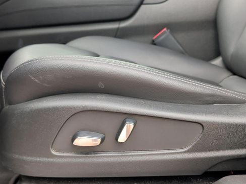 Used 2023 Cadillac XT5 Luxury w/ LPO, Floor Liner Package FWD image 10