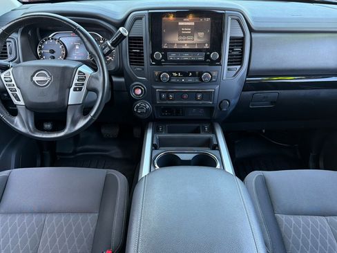 Used 2023 Nissan Titan SV w/ SV Convenience Package AWD/4WD image 12
