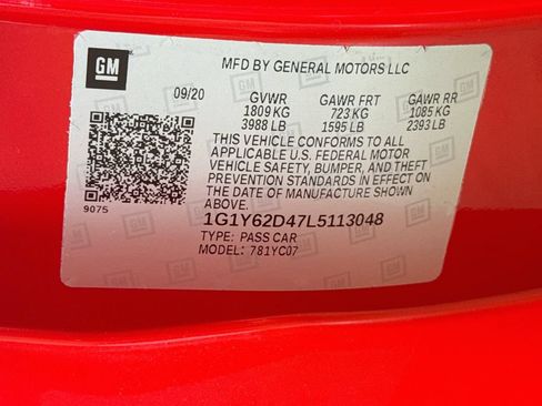 Used 2020 Chevrolet Corvette Stingray Coupe w/ 1LT RWD image 29