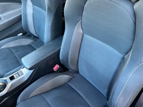 Used 2016 Honda CR-Z LX image 12