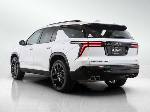 Used 2024 Chevrolet Traverse RS AWD/4WD image 4