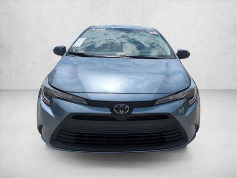 Certified 2025 Toyota Corolla LE FWD image 2