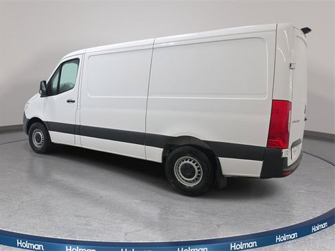 Used 2024 Mercedes-Benz Sprinter 2500 image 8
