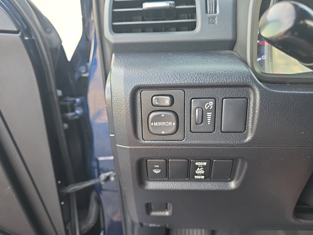 Used 2019 Toyota 4Runner SR5 AWD/4WD image 16