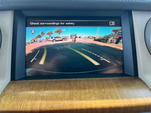 Used 2016 Land Rover LR4 HSE LUX image 17