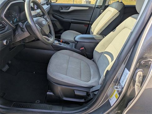 Used 2022 Ford Escape SE image 14