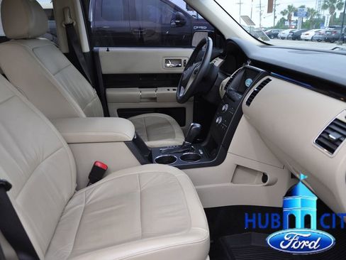 Used 2019 Ford Flex SEL w/ Equipment Group 202A FWD image 16