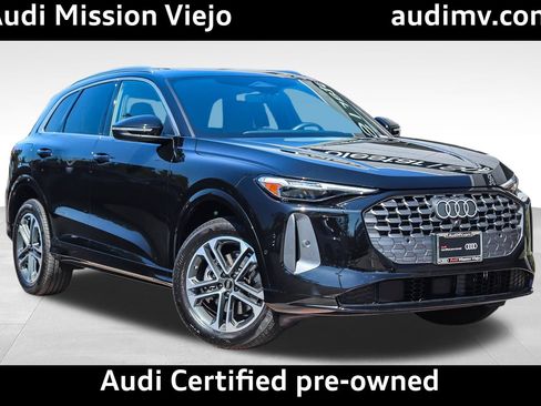 Certified 2025 Audi Q5 Premium AWD/4WD image 1