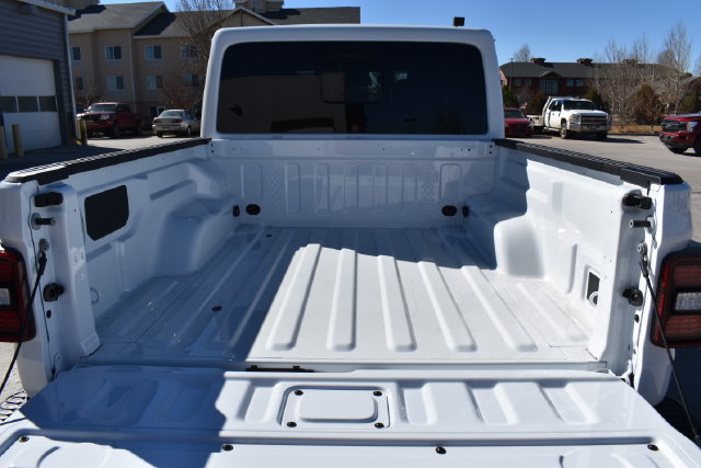 New 2026 Jeep Gladiator Mojave AWD/4WD image 8