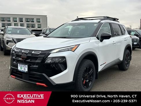 New 2026 Nissan Rogue Rock Creek image 5