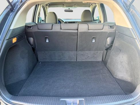 Used 2019 Honda HR-V LX image 16
